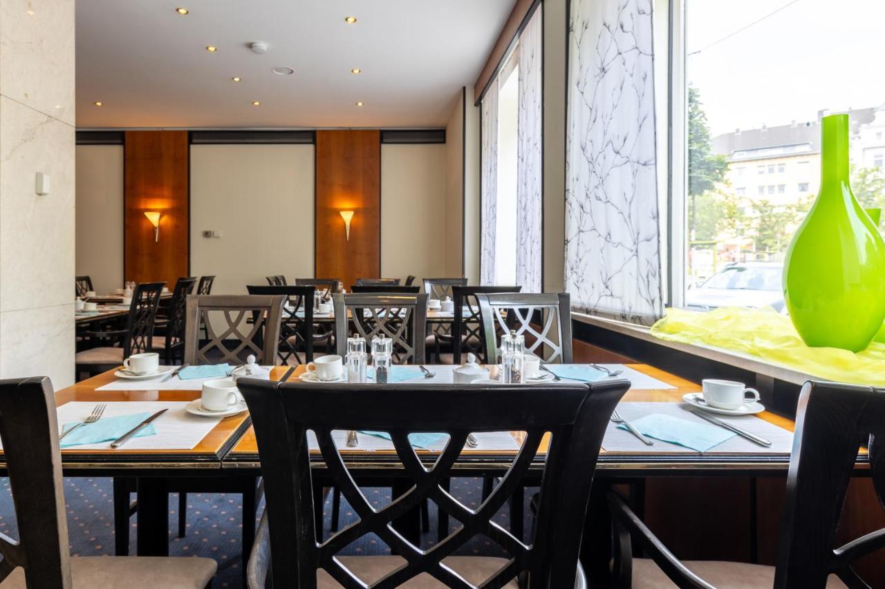 Trip Inn Hotel Esplanade, Duesseldorf Экстерьер фото