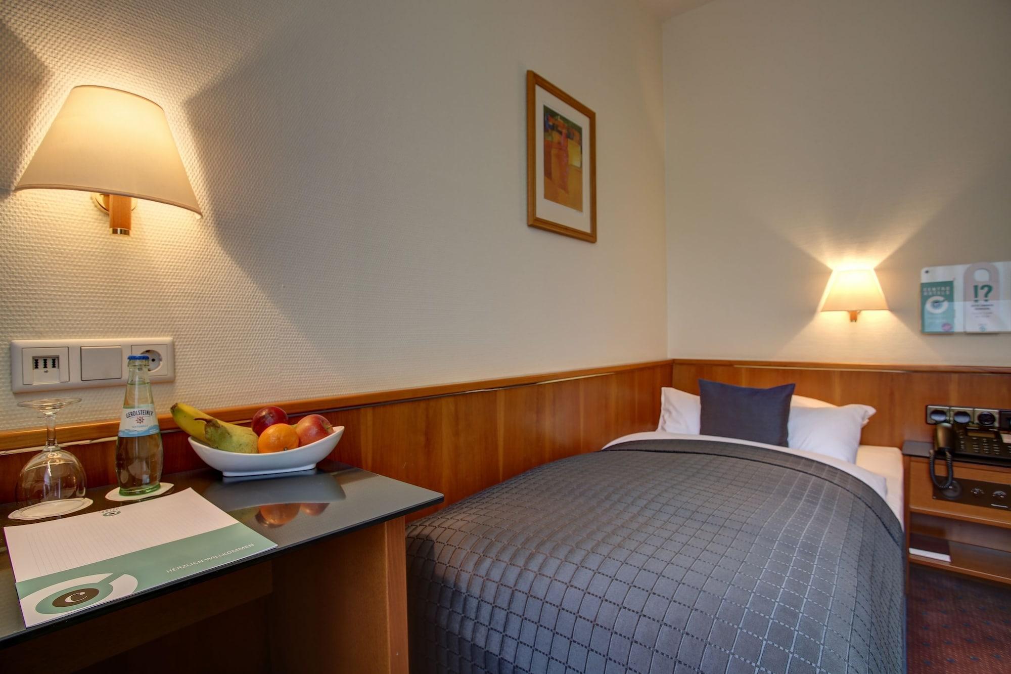 Trip Inn Hotel Esplanade, Duesseldorf Экстерьер фото