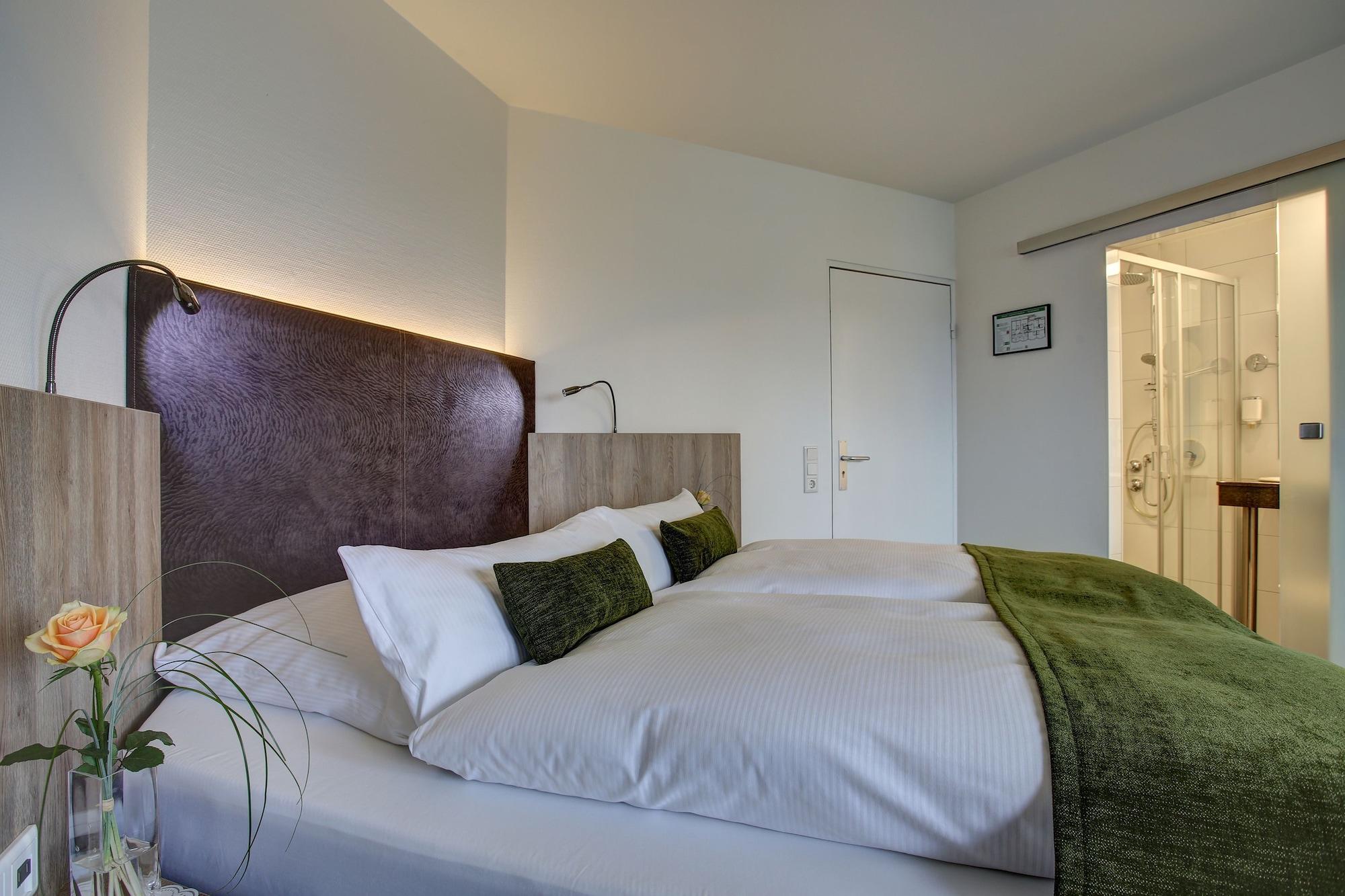 Trip Inn Hotel Esplanade, Duesseldorf Экстерьер фото