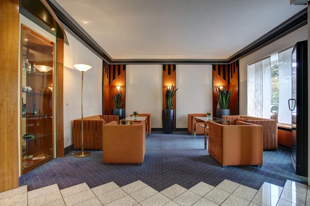 Trip Inn Hotel Esplanade, Duesseldorf Экстерьер фото