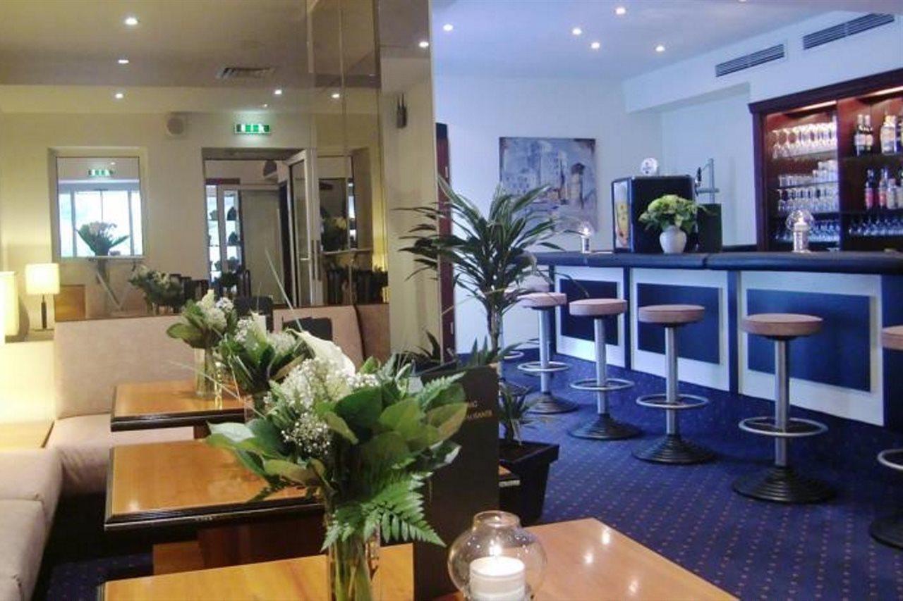 Trip Inn Hotel Esplanade, Duesseldorf Экстерьер фото